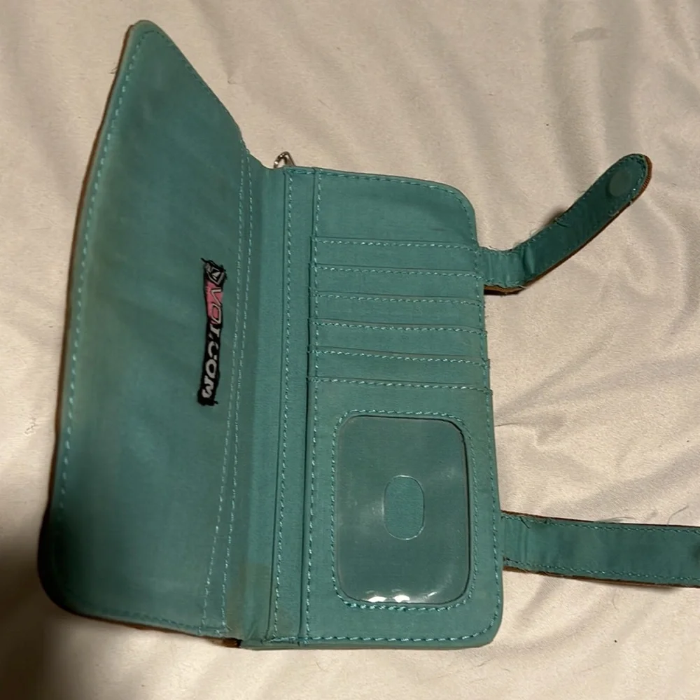Volcom Wallet - Picture 2 of 3